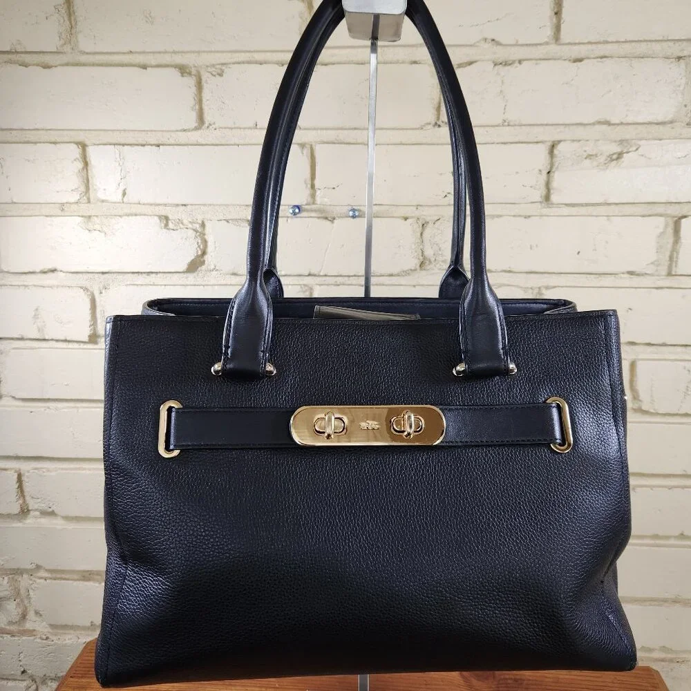 Coach Swagger Black Pebbled Leather Satchel Tote Bag Purse